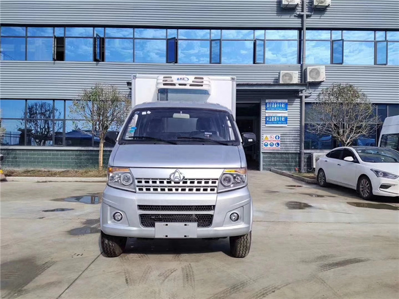 長(zhǎng)安神騏T20冷藏車